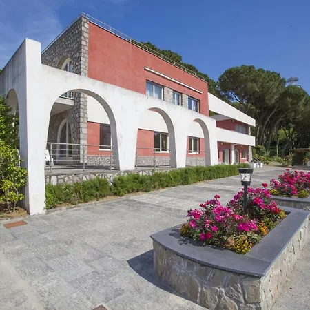 Sleeps 12 With Air Con Villa Torca